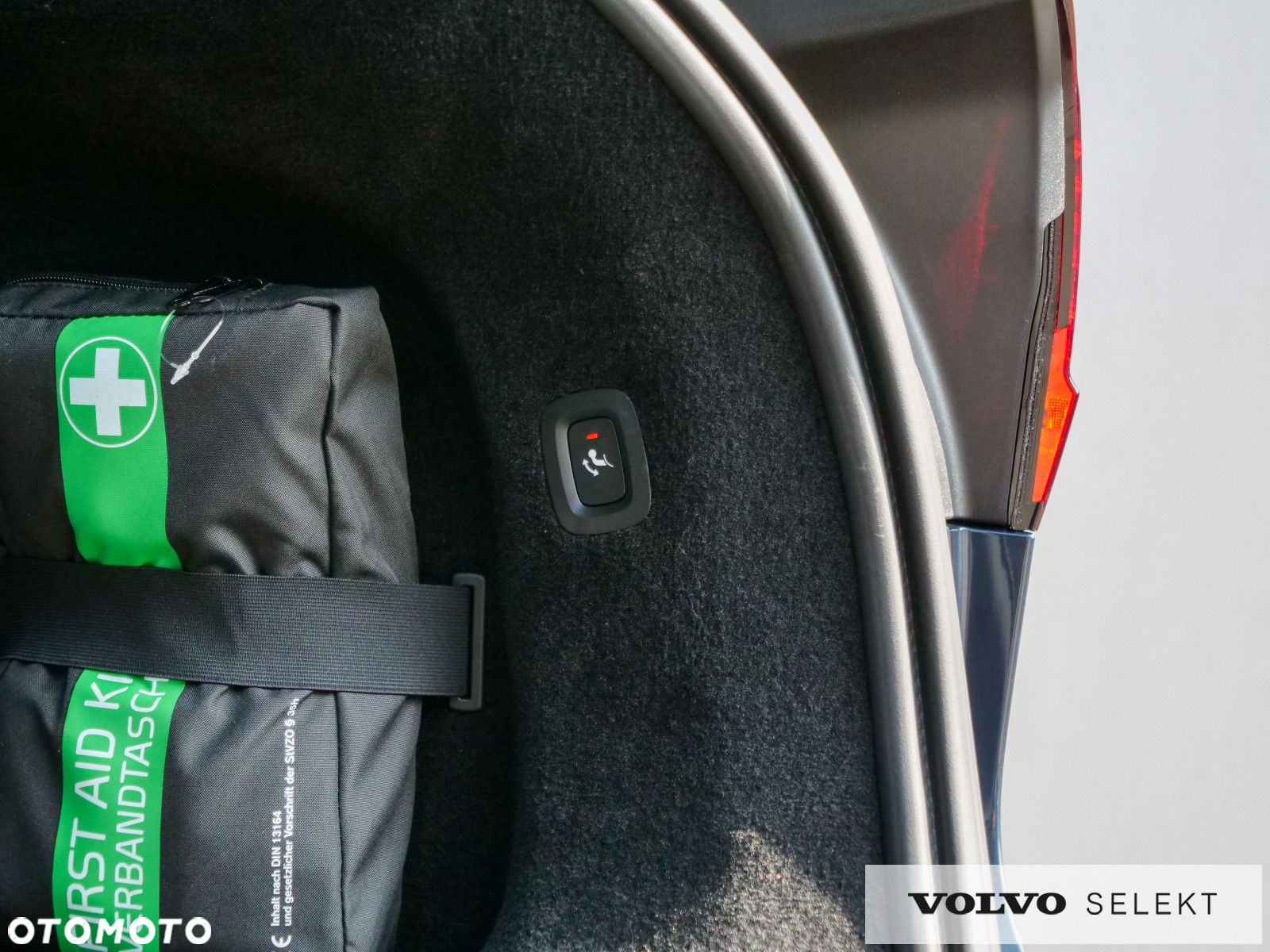 Volvo V90 Cross Country - 37