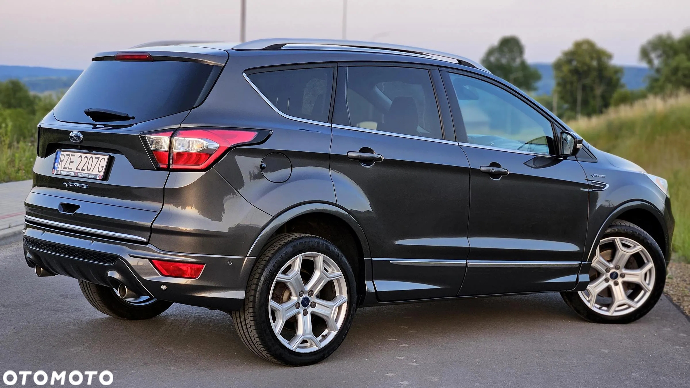 Ford Kuga 2.0 TDCi 4x4 Vignale - 5