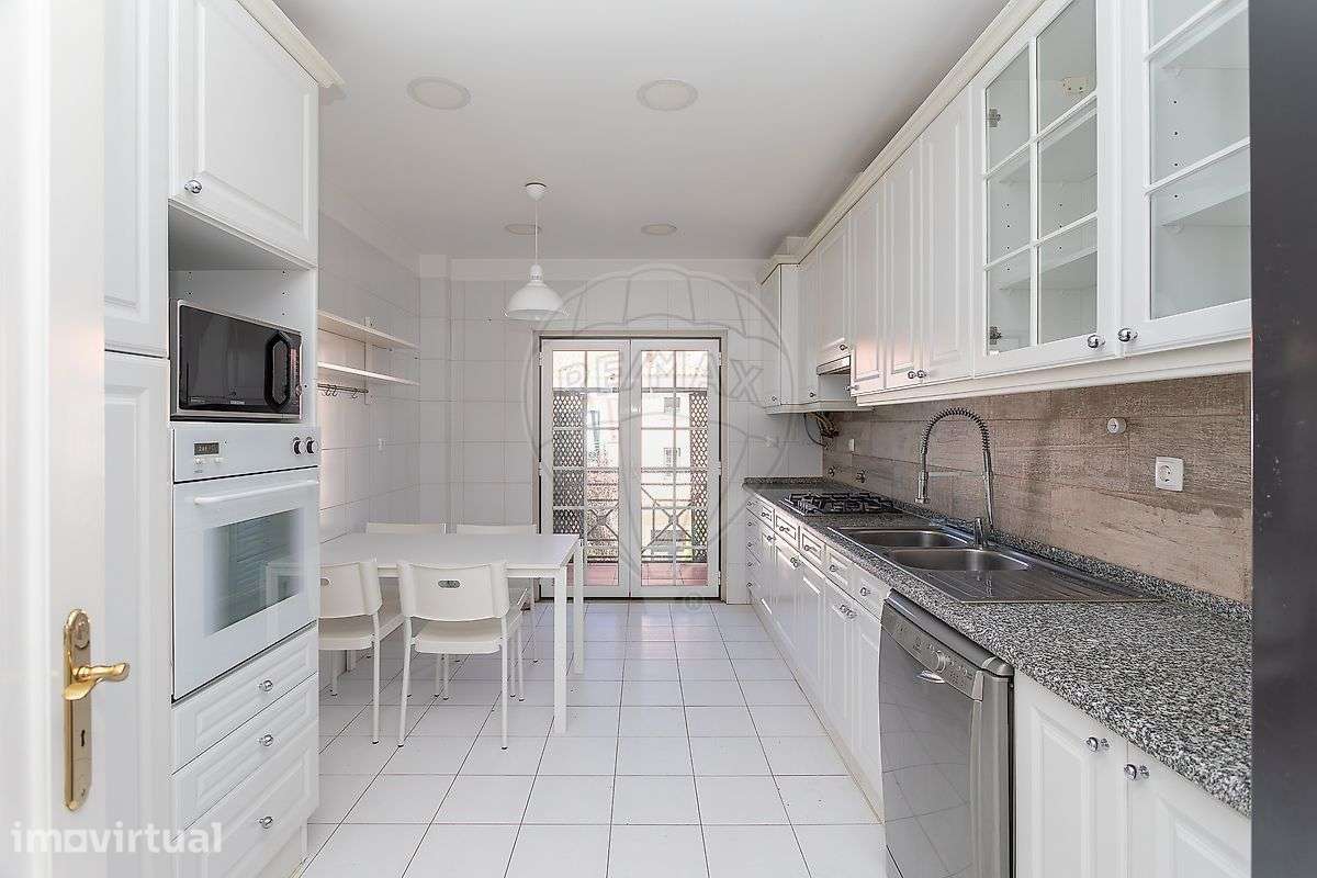 Apartamento T4 para arrendamento - Grande imagem: 5/50