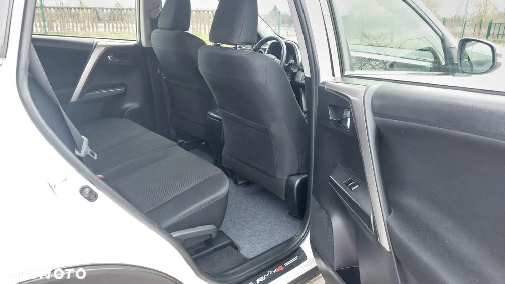 Toyota RAV4 - 19