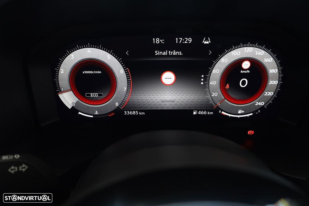 Nissan Qashqai 1.3 DIG-T N-Connecta - 37