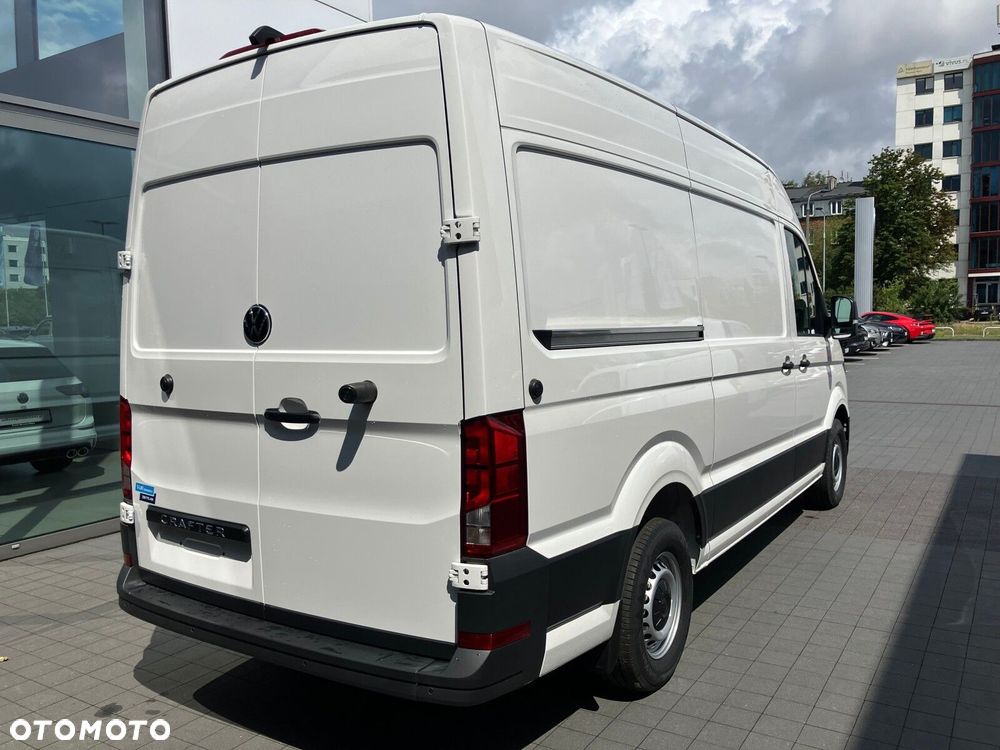 Volkswagen Crafter 35 2.0 TDI L3H3 3640 140 KM - 17