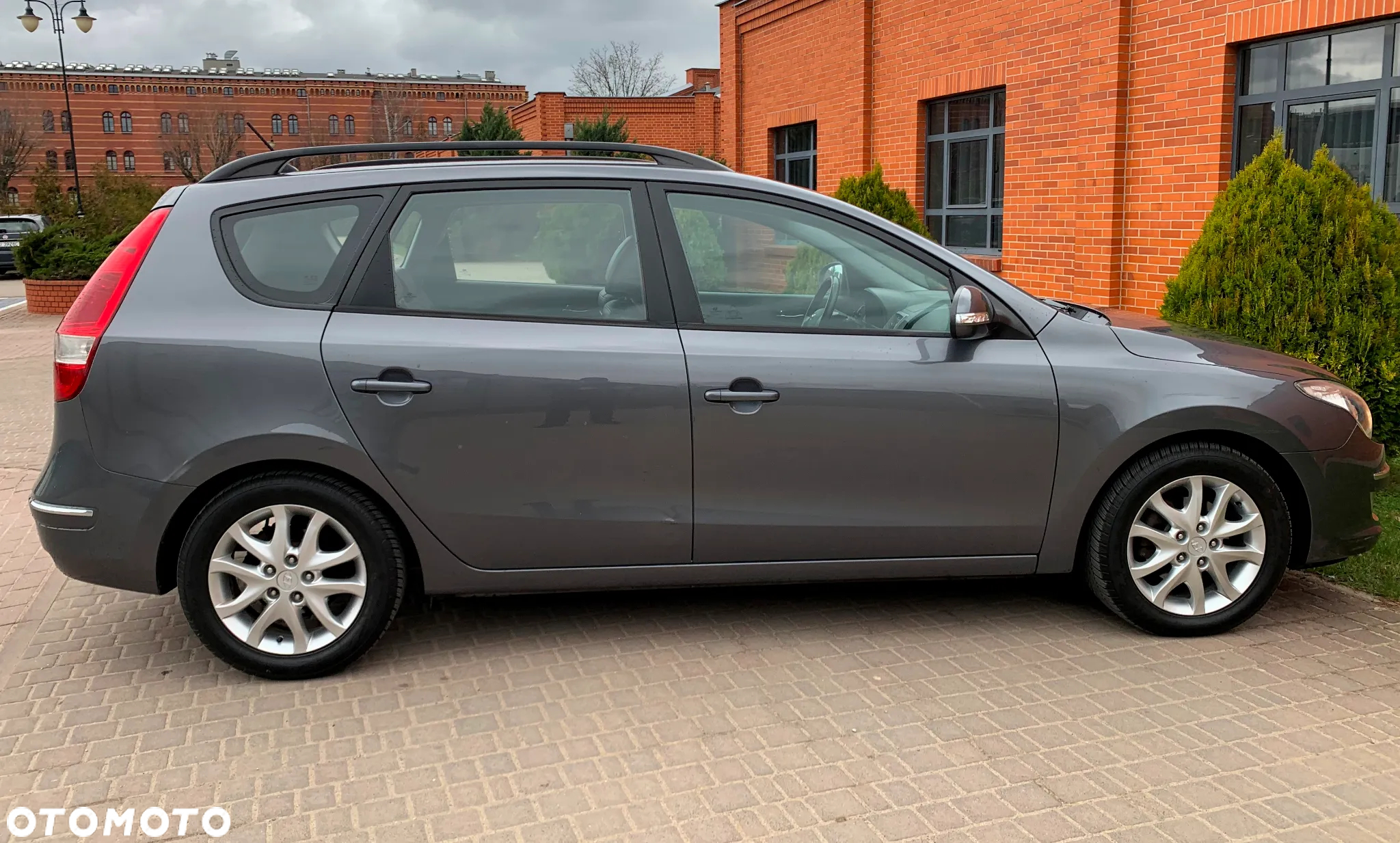 Hyundai i30 1.6 CRDi Premium - 34