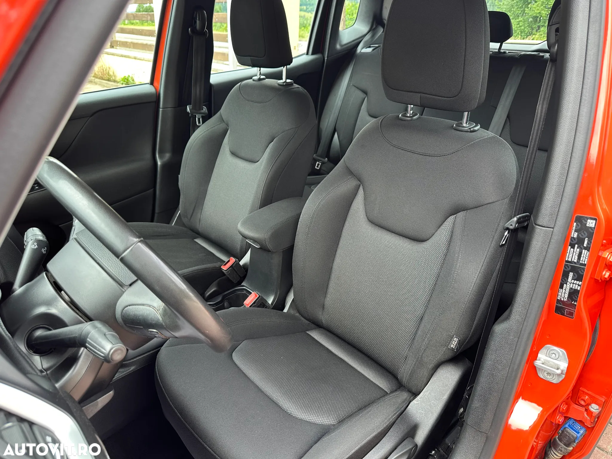 Jeep Renegade 1.3 T-GDI Automatik Longitude - 17