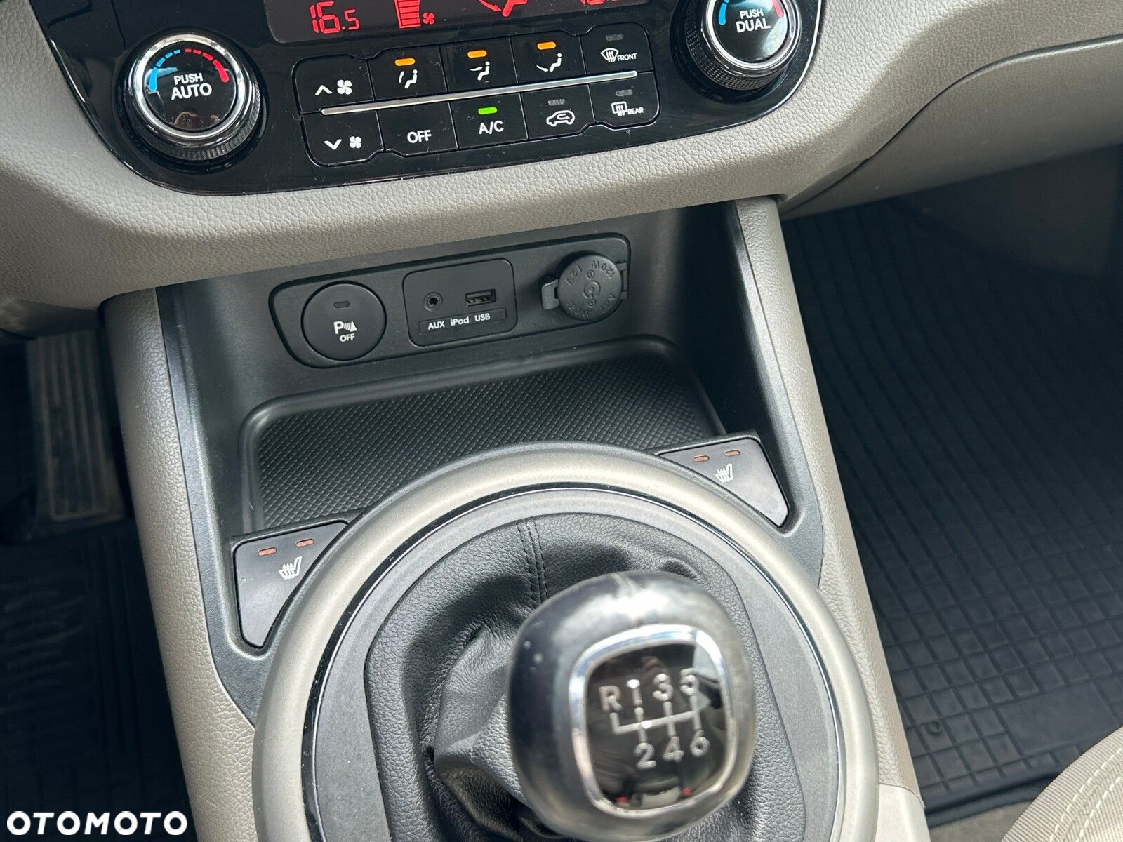 Kia Sportage 1.6 GDI L 2WD - 27