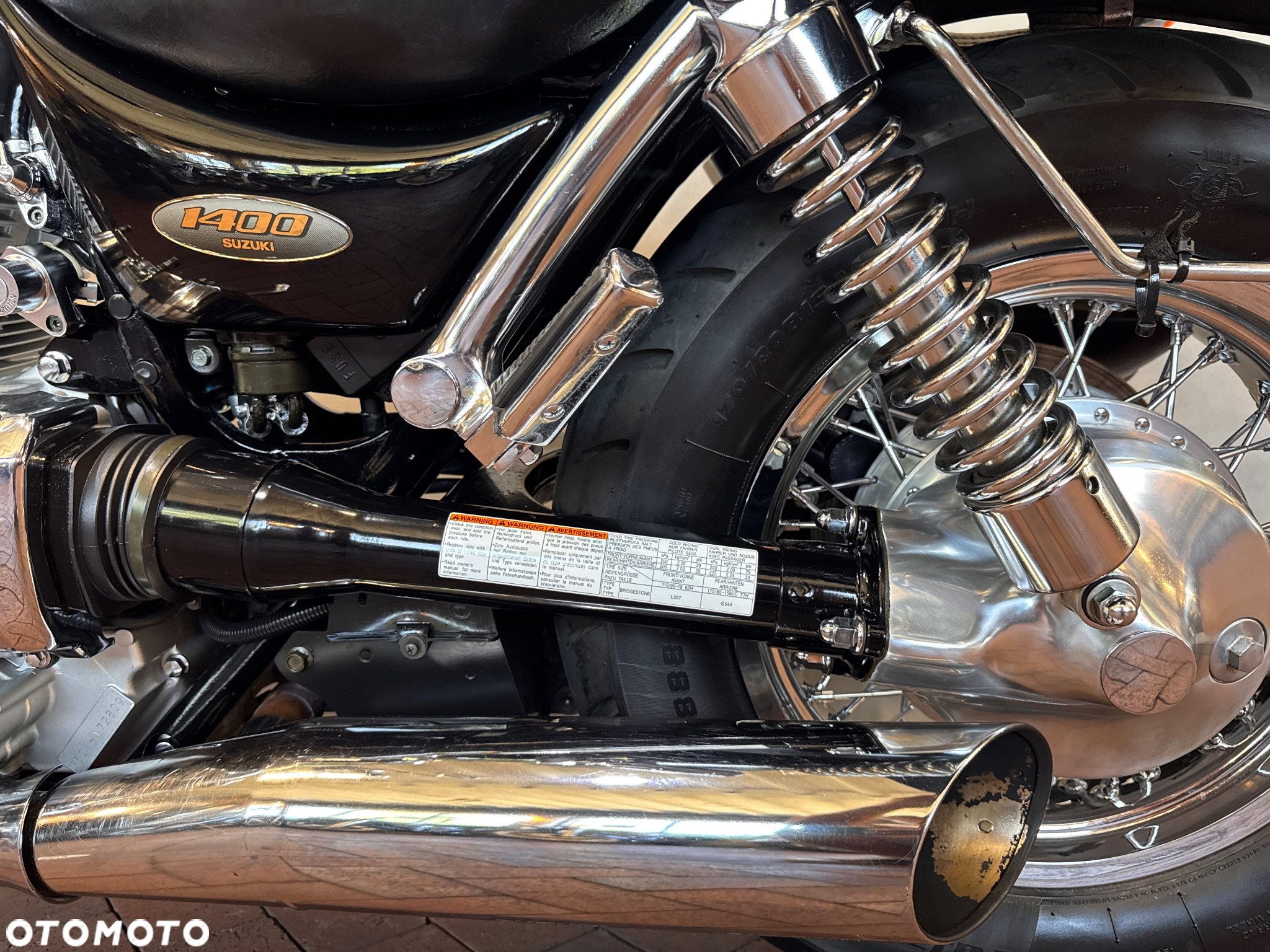 Suzuki Intruder - 9