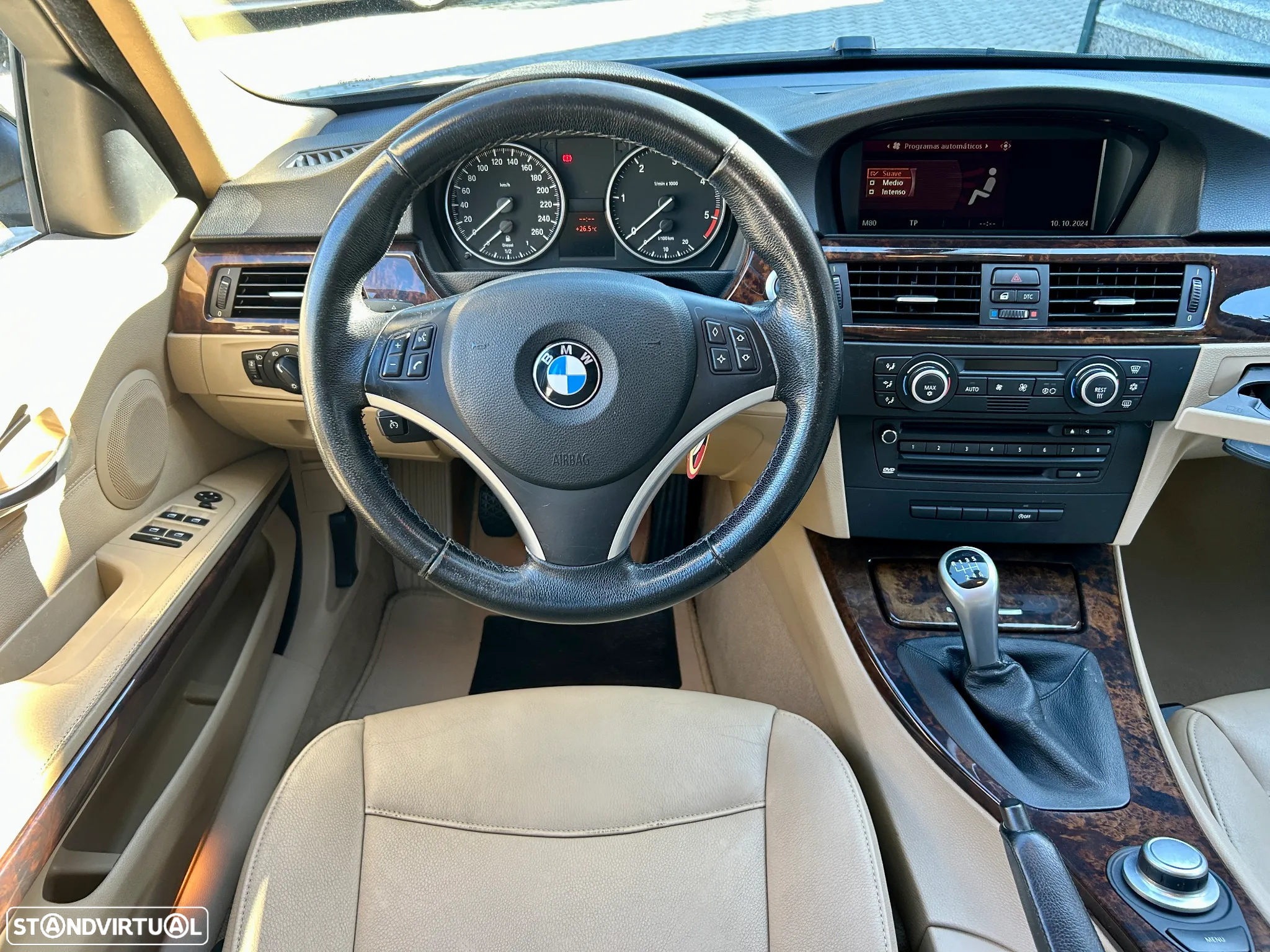 BMW 320 d Touring Navigation Sport - 13
