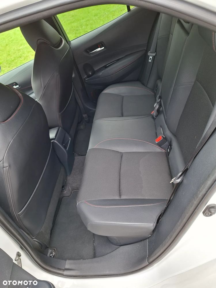 Toyota Corolla 2.0 Hybrid GR Sport - 14