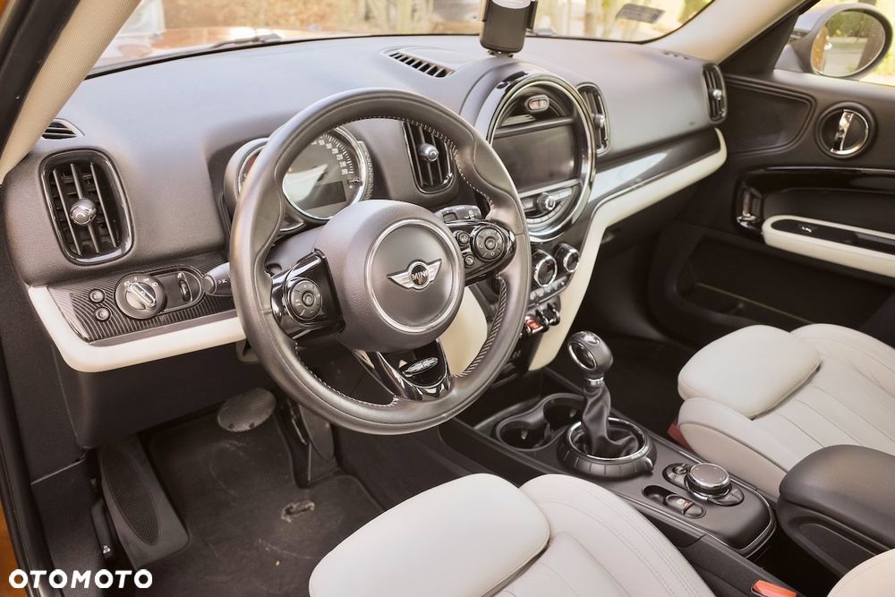 MINI Countryman Cooper SD ALL4 - 10