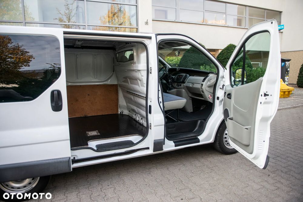 Renault Trafic 2.0 dCi 115 - 16