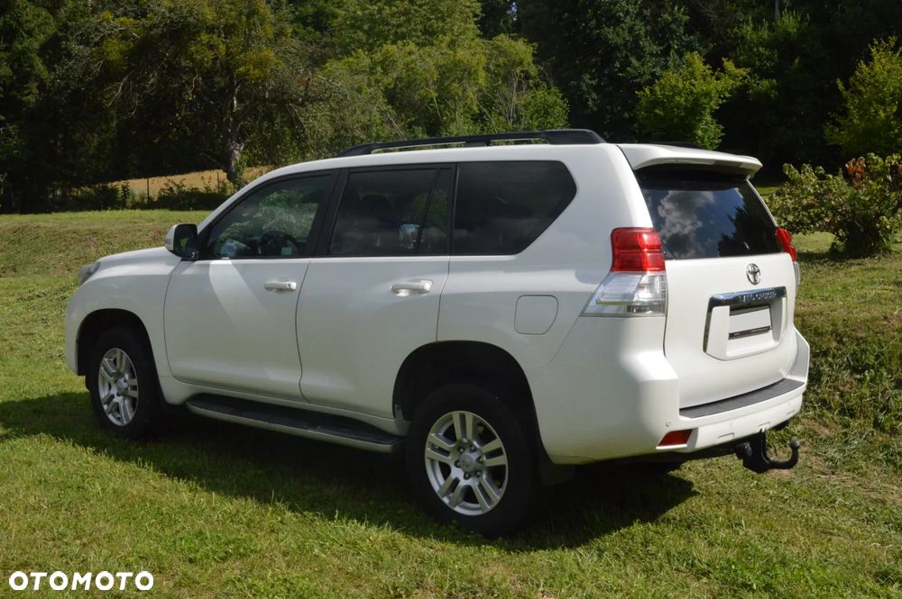 Toyota Land Cruiser LC 3.0 D-4D Prestige - 6