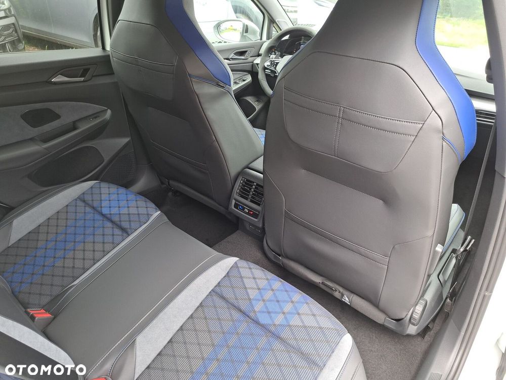 Volkswagen Golf Variant 2.0 TSI 4Motion R - 17
