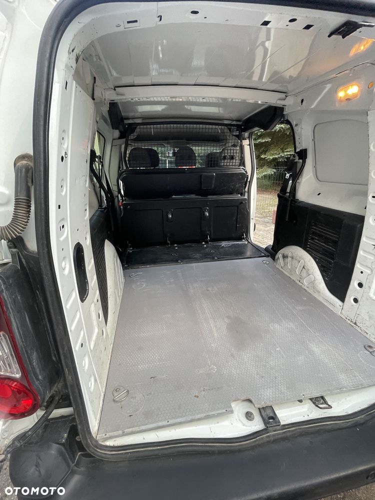 Citroën BERLINGO - 20