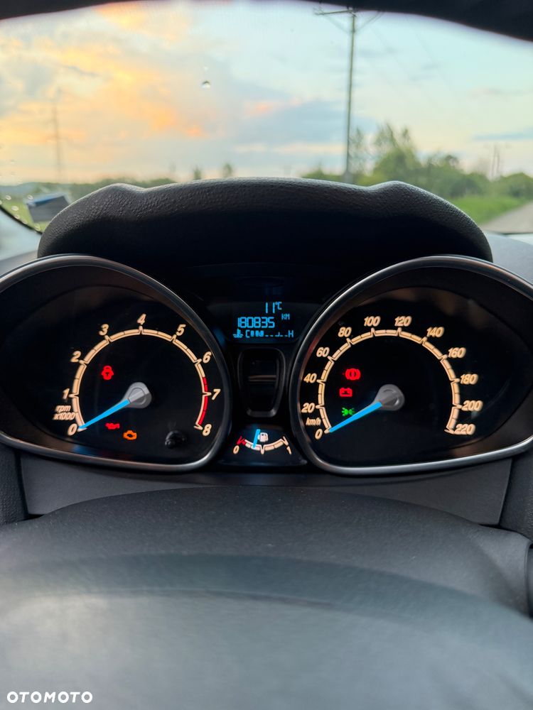 Ford Fiesta 1.0 Trend - 7