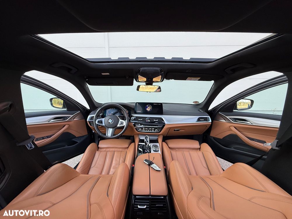 BMW Seria 5 520d xDrive AT MHEV - 14