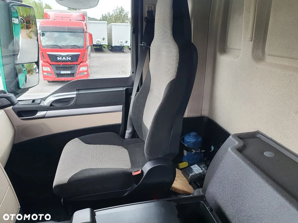 MAN TGS 41.500 8x8 KH KIPPER Manual Salon Polska Idealny - 17