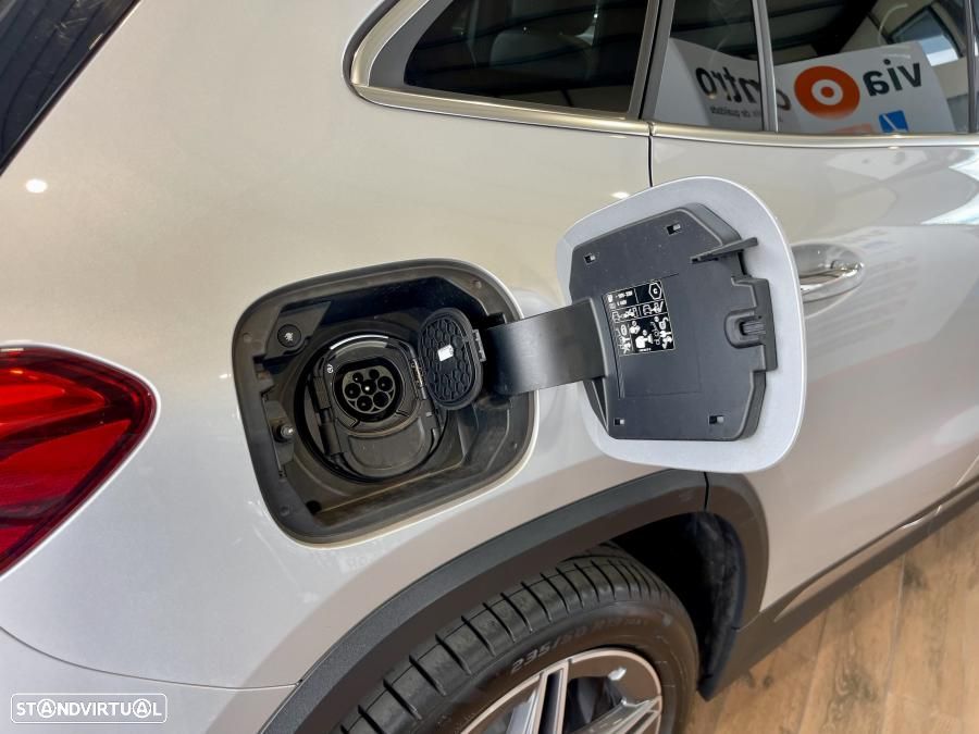 Mercedes-Benz GLA 250 e AMG Line - 11