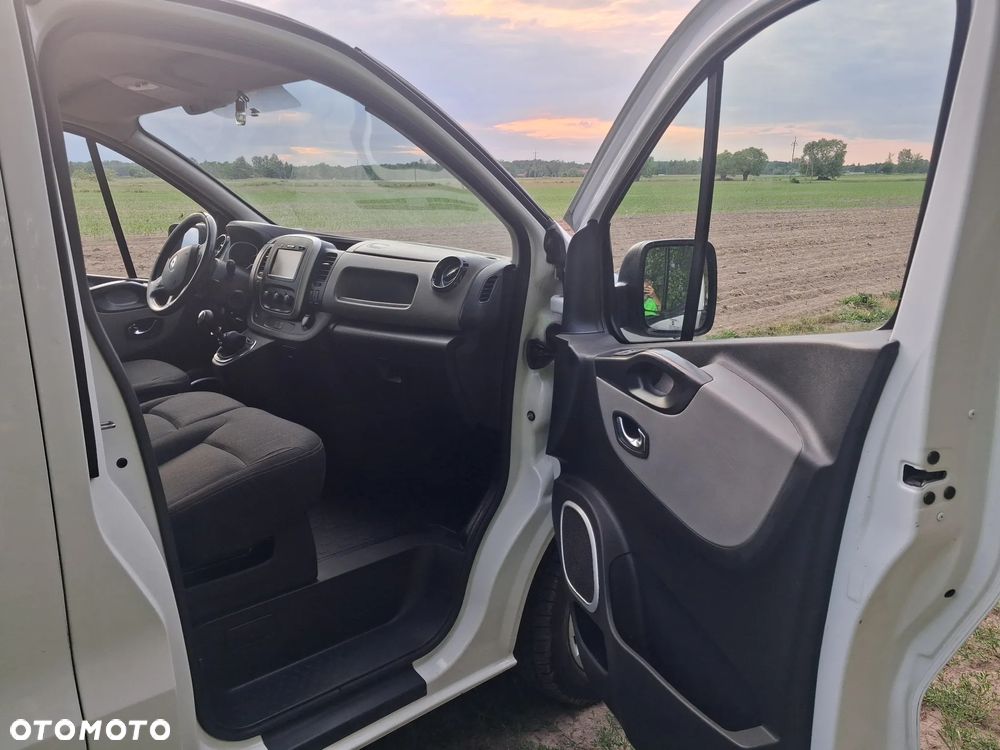 Renault Trafic - 14