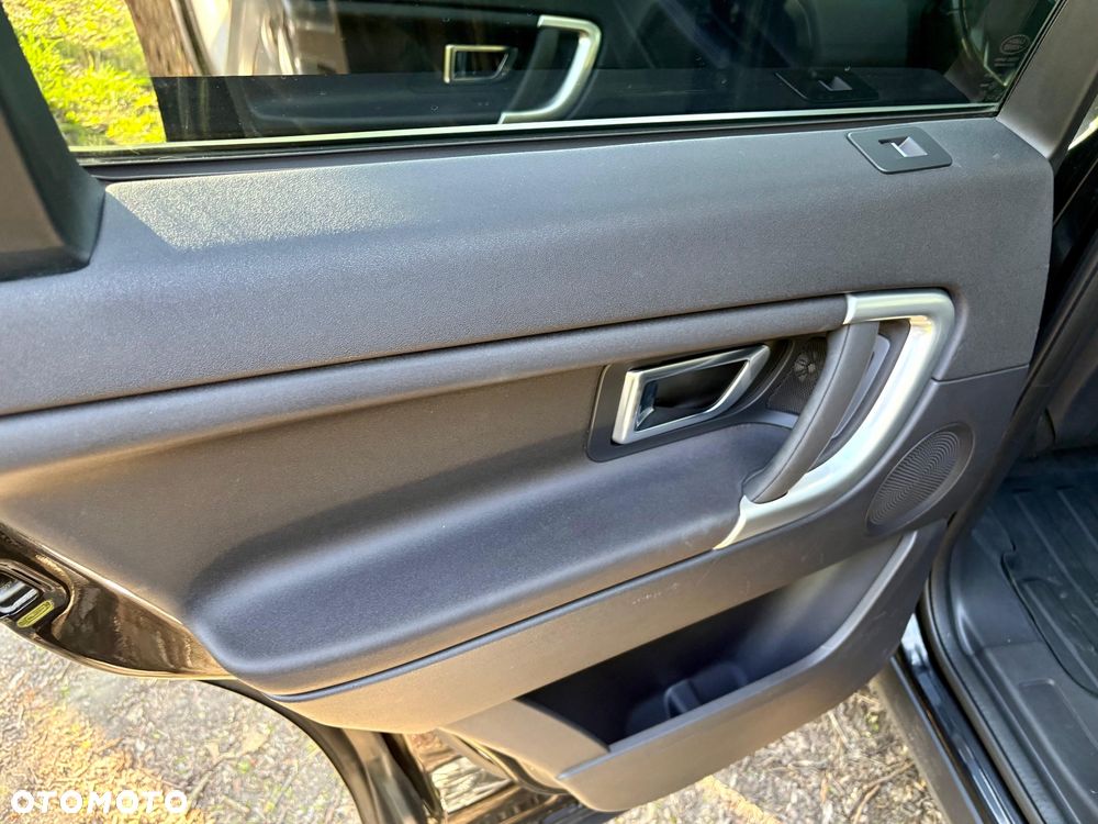 Land Rover Discovery Sport 2.0 Si4 HSE Luxury - 30