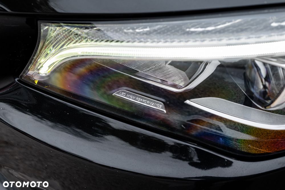 Mercedes-Benz CLA 250 4Matic 7G-DCT Sport - 16