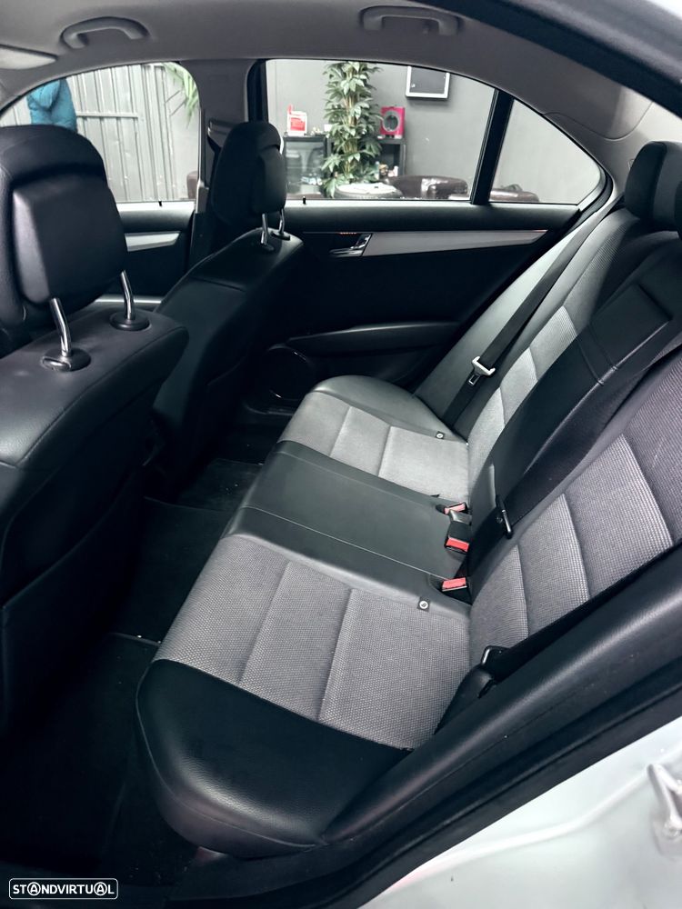 Mercedes-Benz C 220 CDi Avantgarde Aut. - 13