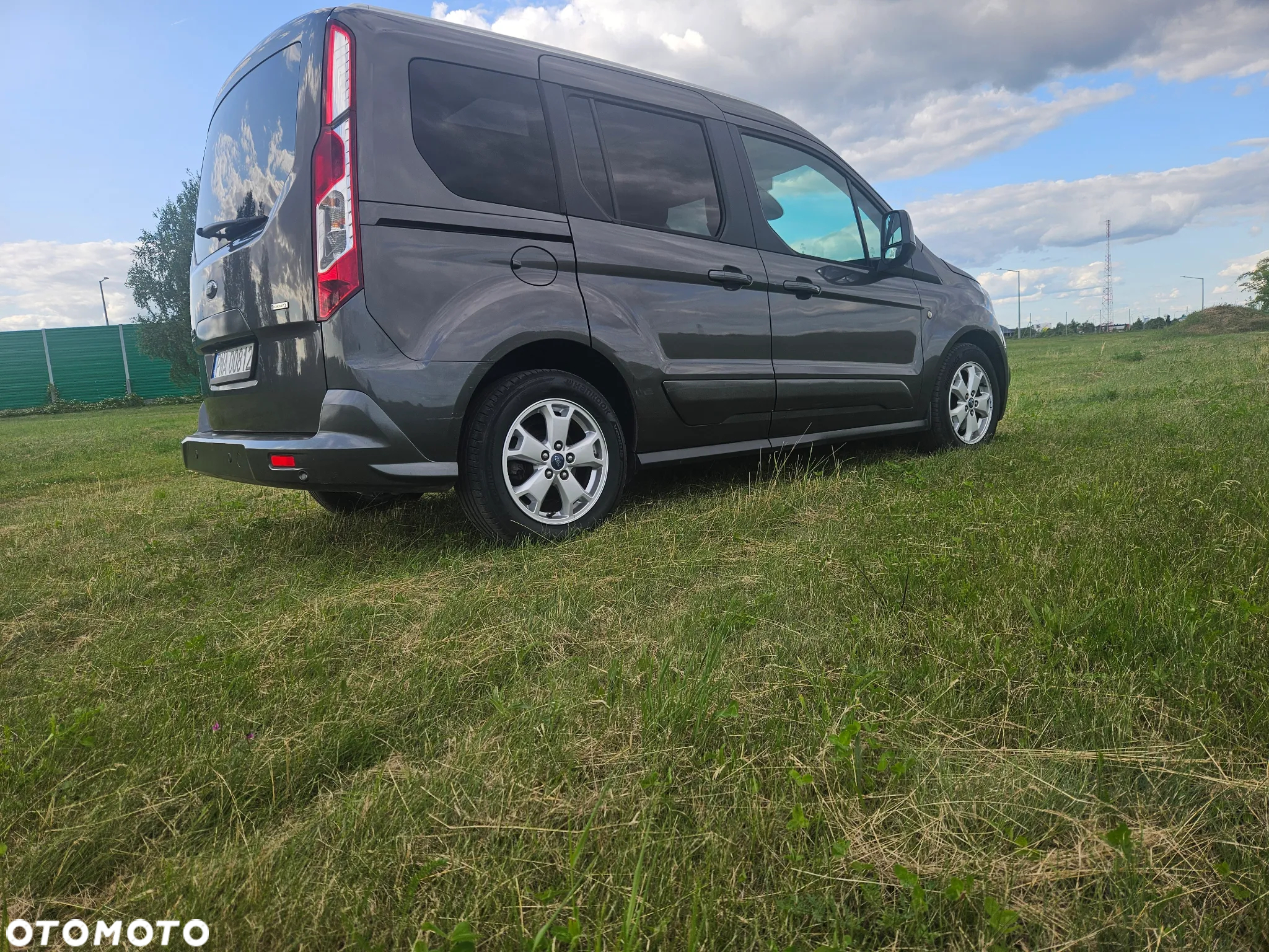 Ford Tourneo Connect 1.0 EcoBoost Titanium - 17