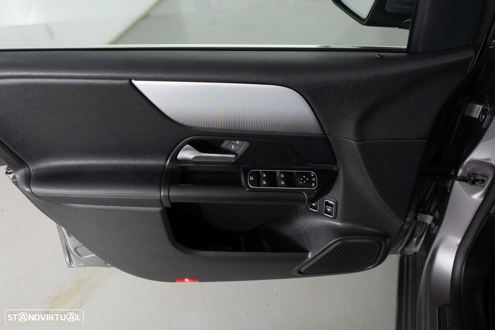 Mercedes-Benz B 250 e Progressive - 28