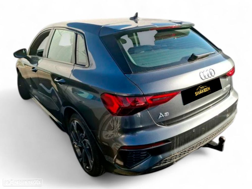 audi a3-sportback ver-40-tfsie-s-tronic-s-line - 2