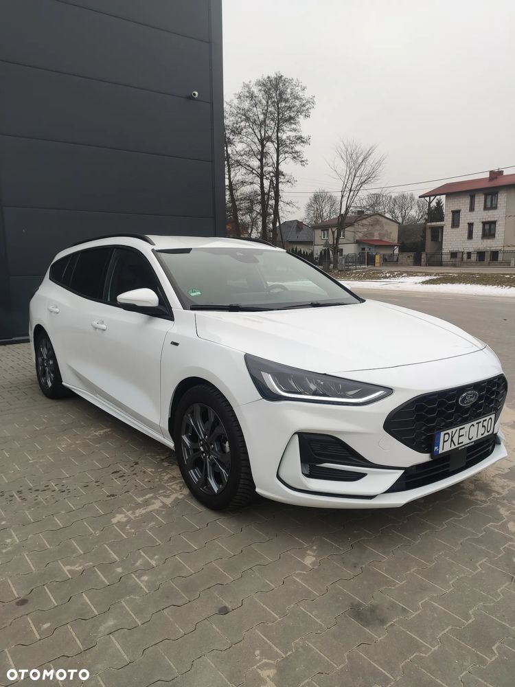Ford Focus 1.0 EcoBoost Hybrid ST-LINE X - 4