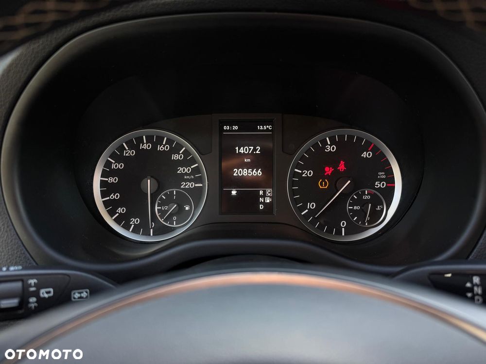 Mercedes-Benz Vito Mixto L2 7G-Tronic 447.703 - 23
