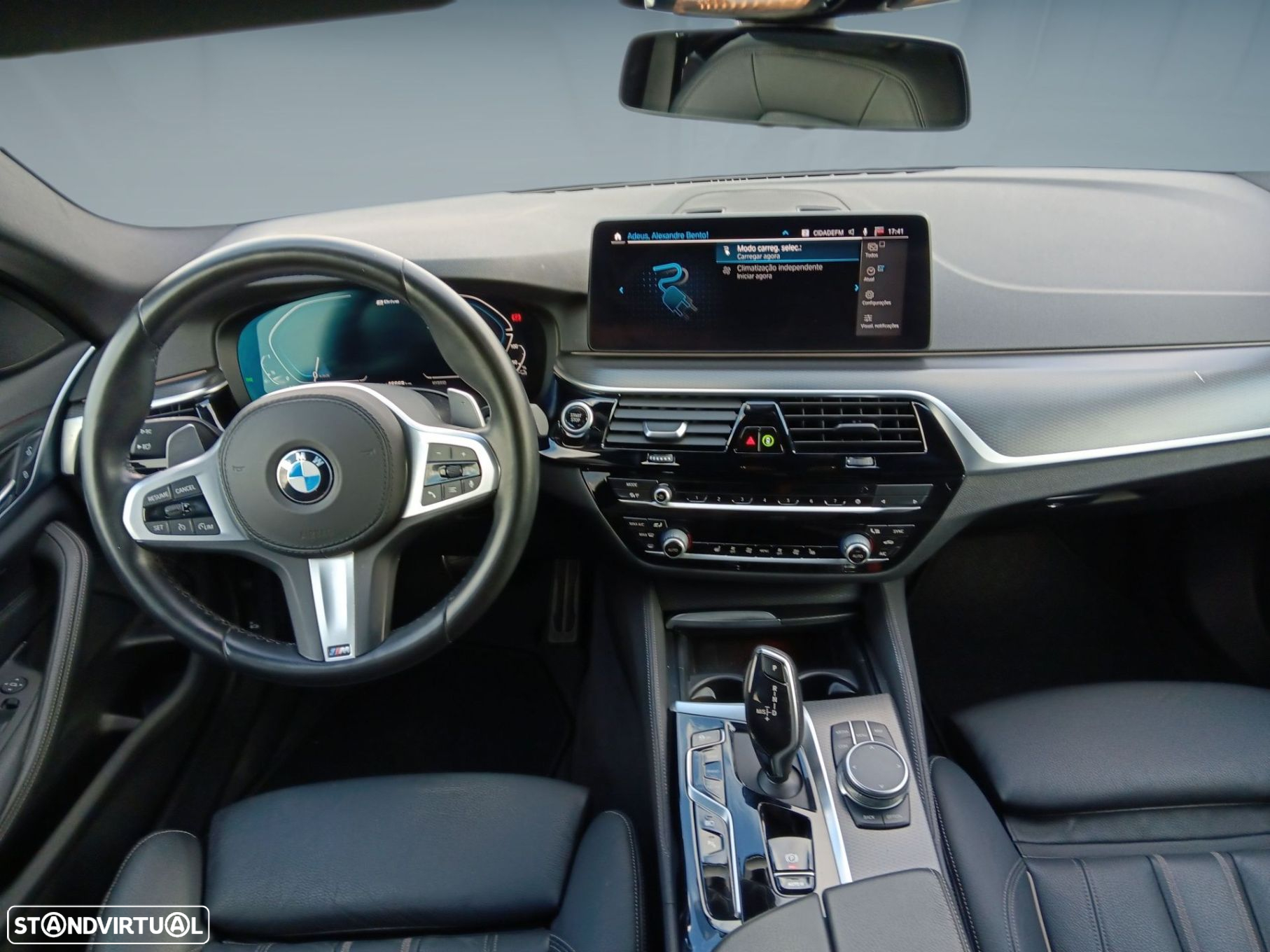 BMW 530 e Pack Desportivo M - 15