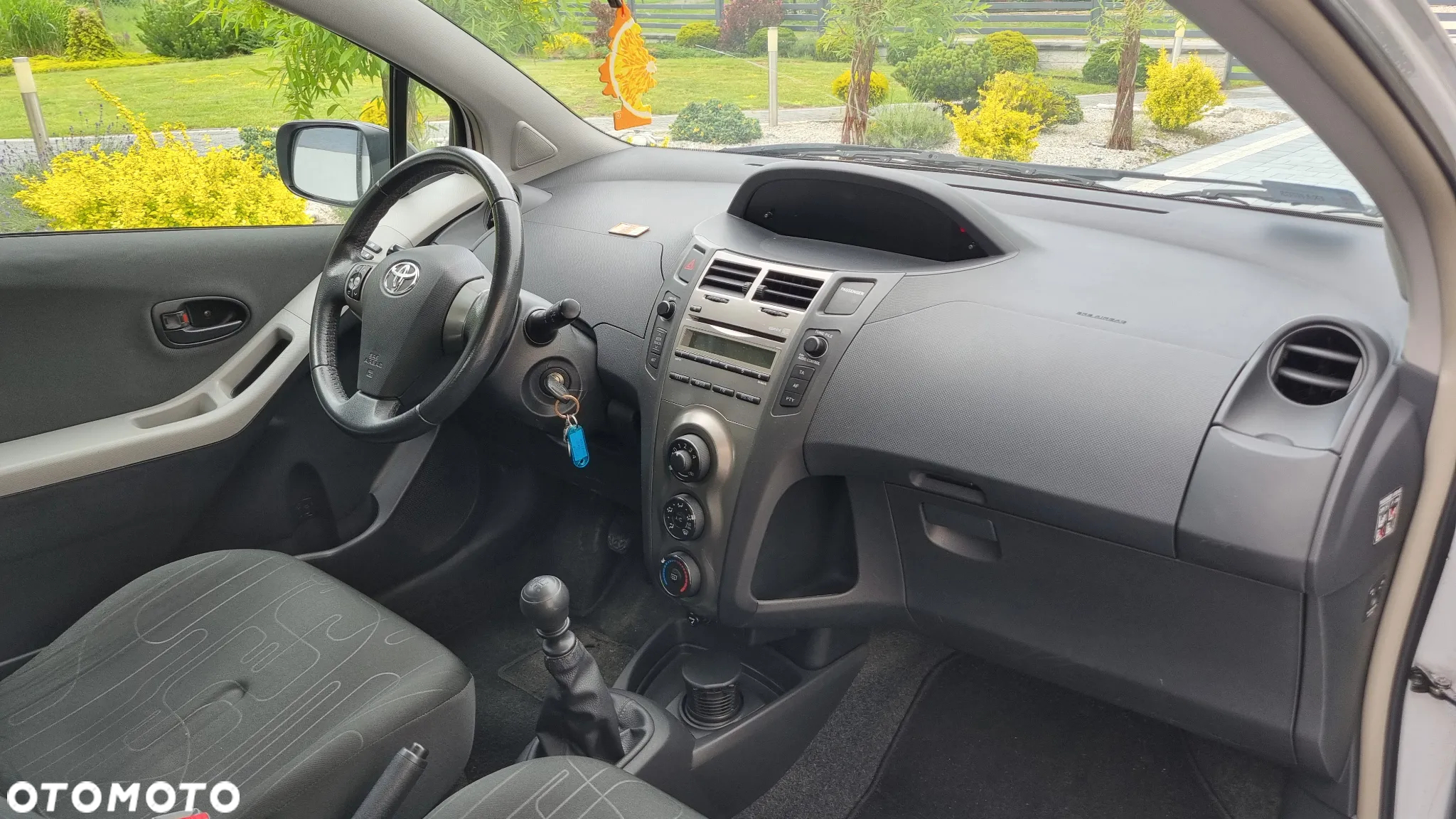 Toyota Yaris 1.33 Luna - 12