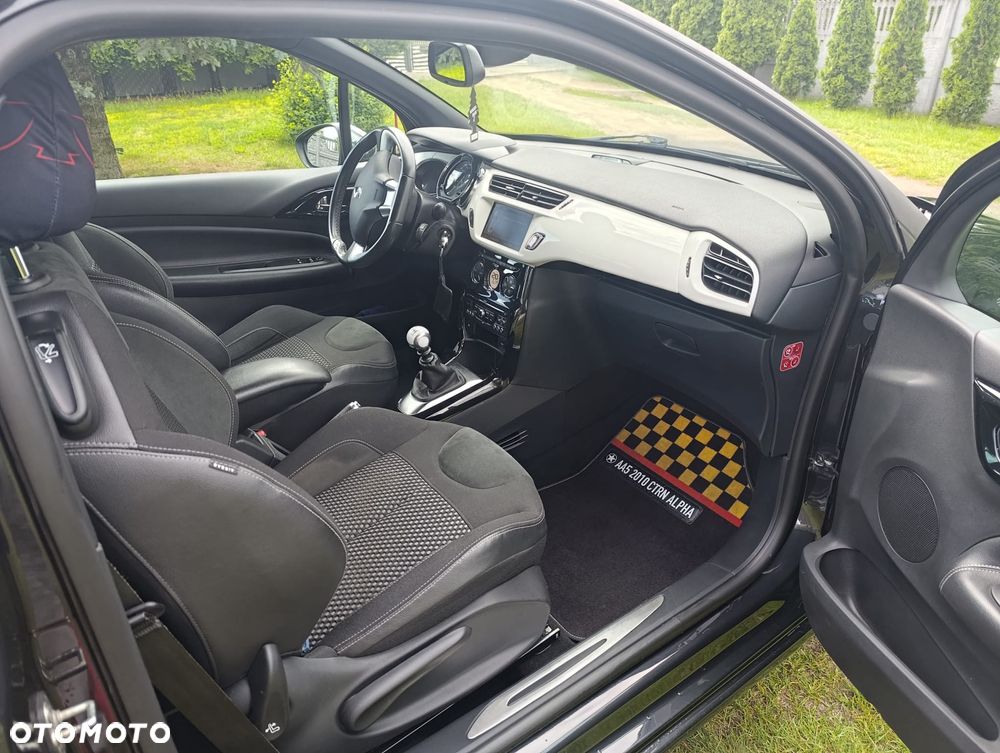 Citroën DS3 THP 155 Ultra-Prestige - 9