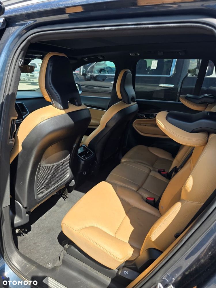 Volvo XC 90 - 14