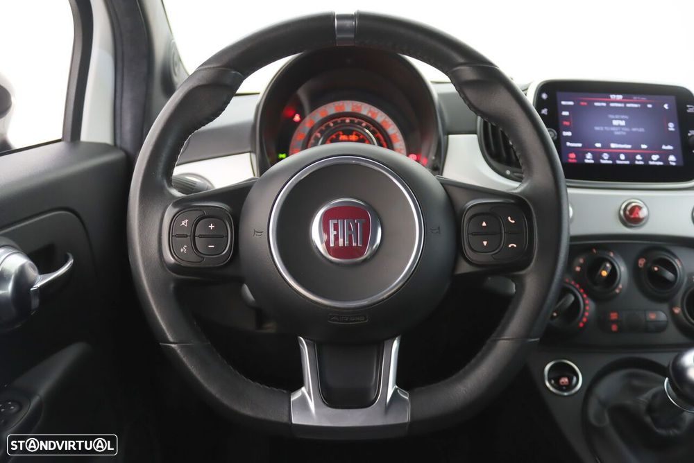 Fiat 500C 1.0 Hybrid Connect - 11