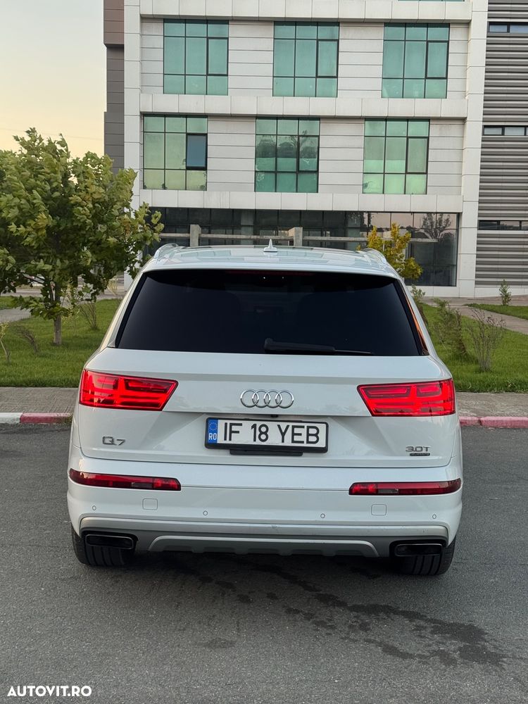 Audi Q7 3.0 TFSI Quattro Tiptronic - 15