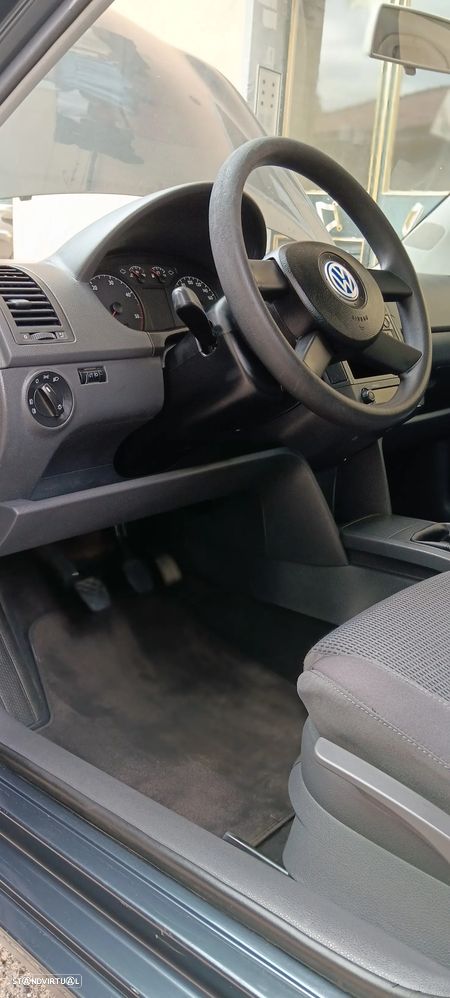 VW Polo 1.4 TDi Confortline - 12
