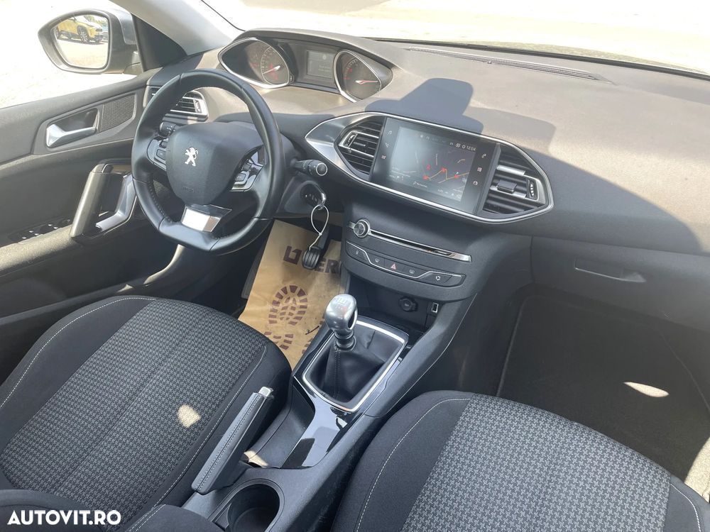 Peugeot 308 1.5L BlueHDI BVM6 Active Pack - 11