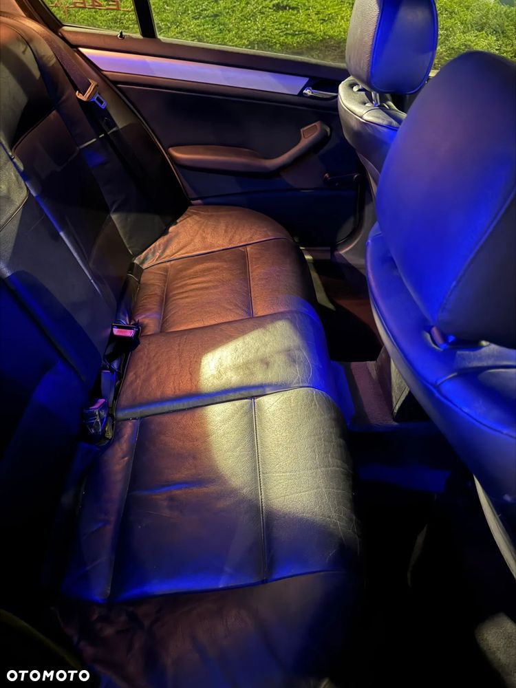 BMW Seria 3 320d - 11