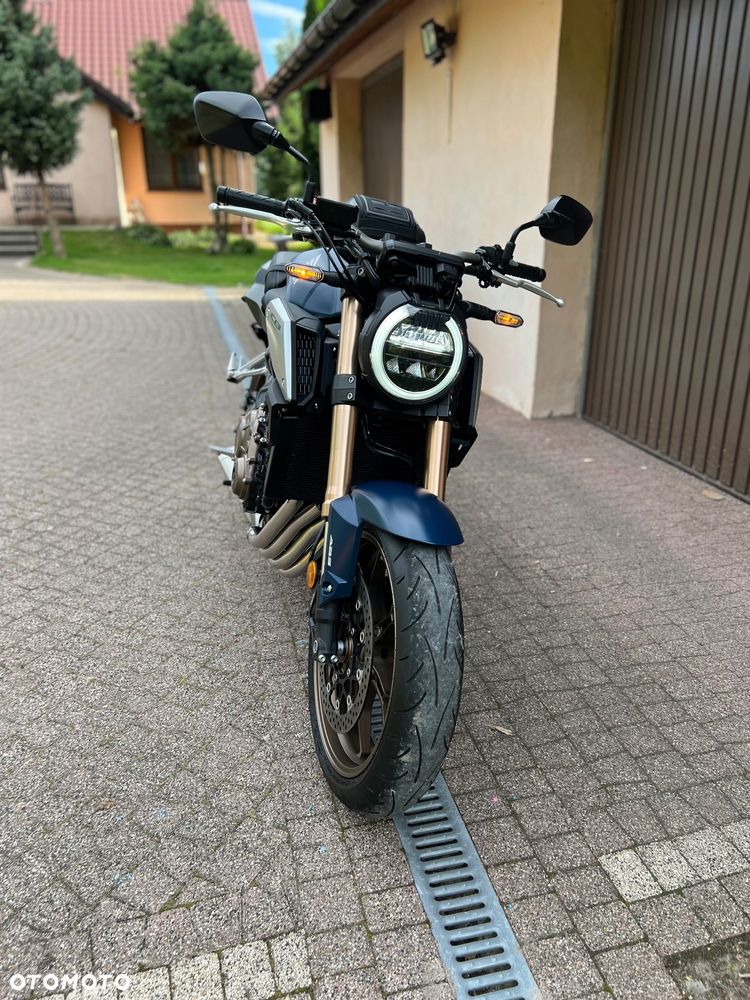 Honda CB - 9