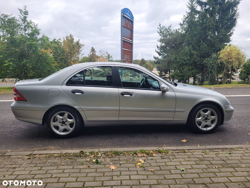 Mercedes-Benz Klasa C 200 CDI Classic - 2