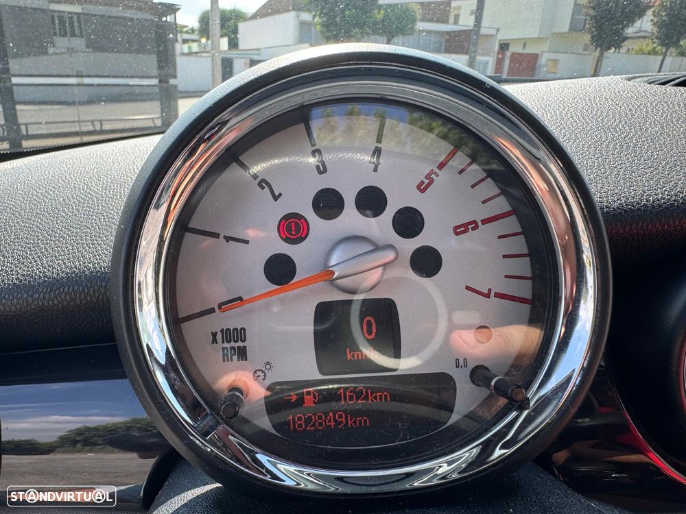 MINI 3 Portas Cooper D - 9