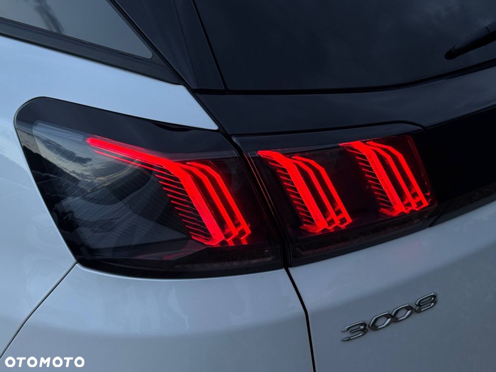Peugeot 3008 1.2 PureTech Allure S&S EAT8 - 10