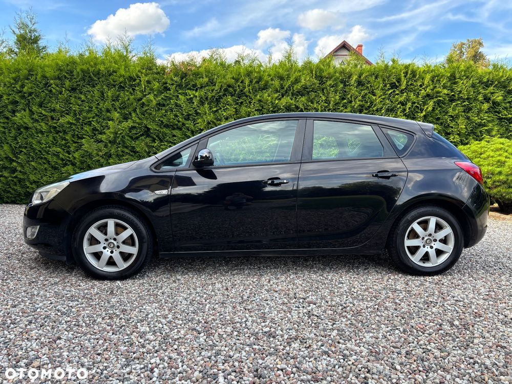 Opel Astra 1.7 CDTI - 8