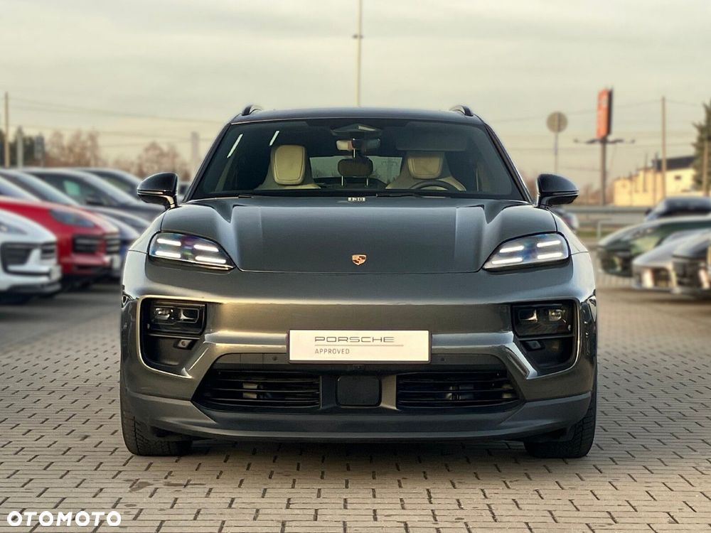 Porsche Macan - 16