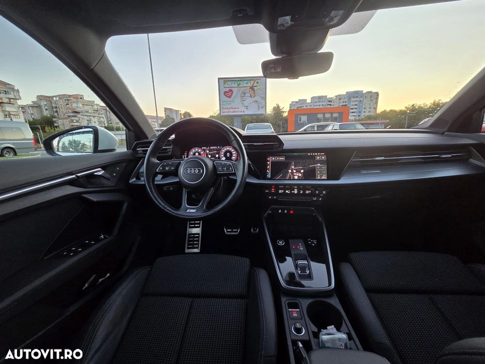 Audi A3 30 TFSI Sportback S tronic S line - 22