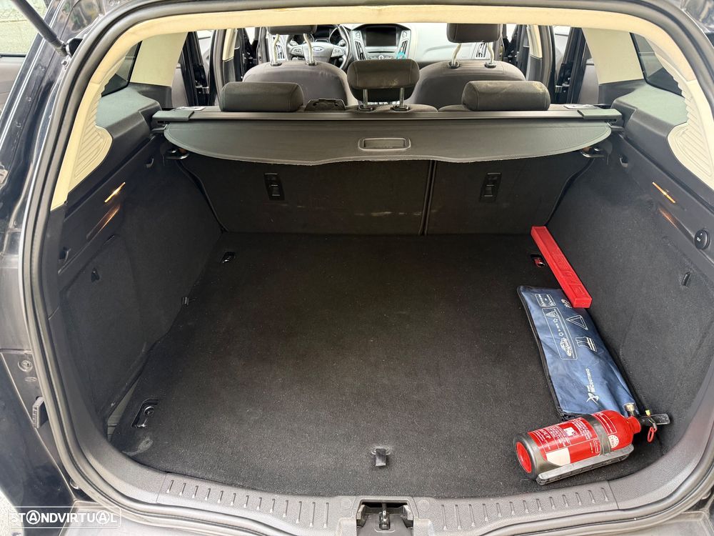 Ford Focus SW 1.5 TDCi Titanium - 22
