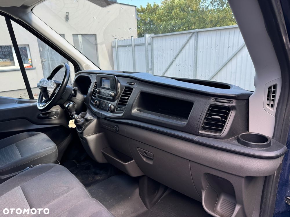 Ford Transit - 10