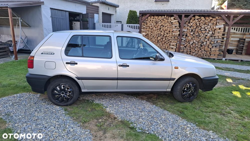 Volkswagen Golf 1.6 CL - 2