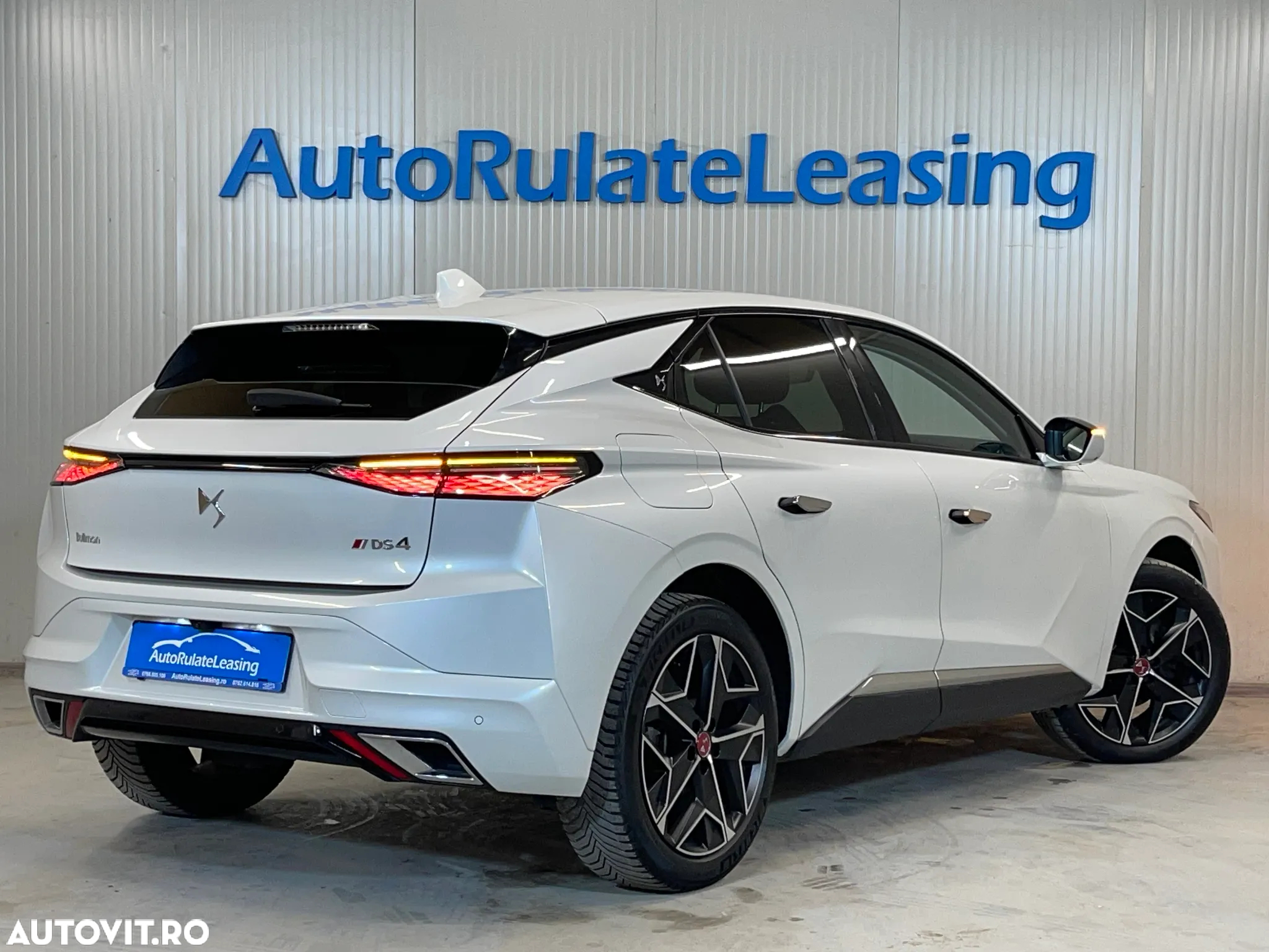 DS Automobiles DS 4 DS4 1.2 PureTech 130 S&S EAT8 PERFORMANCE LINE + - 3